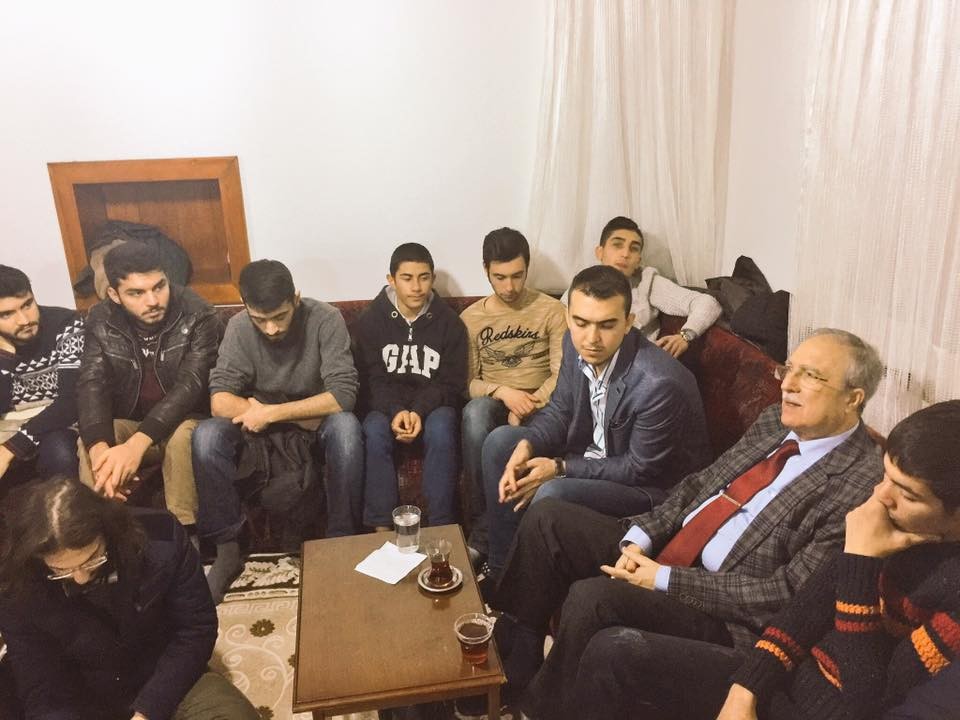 ANKARA'DA GENÇLERE SÜRPRİZ ZİYARET