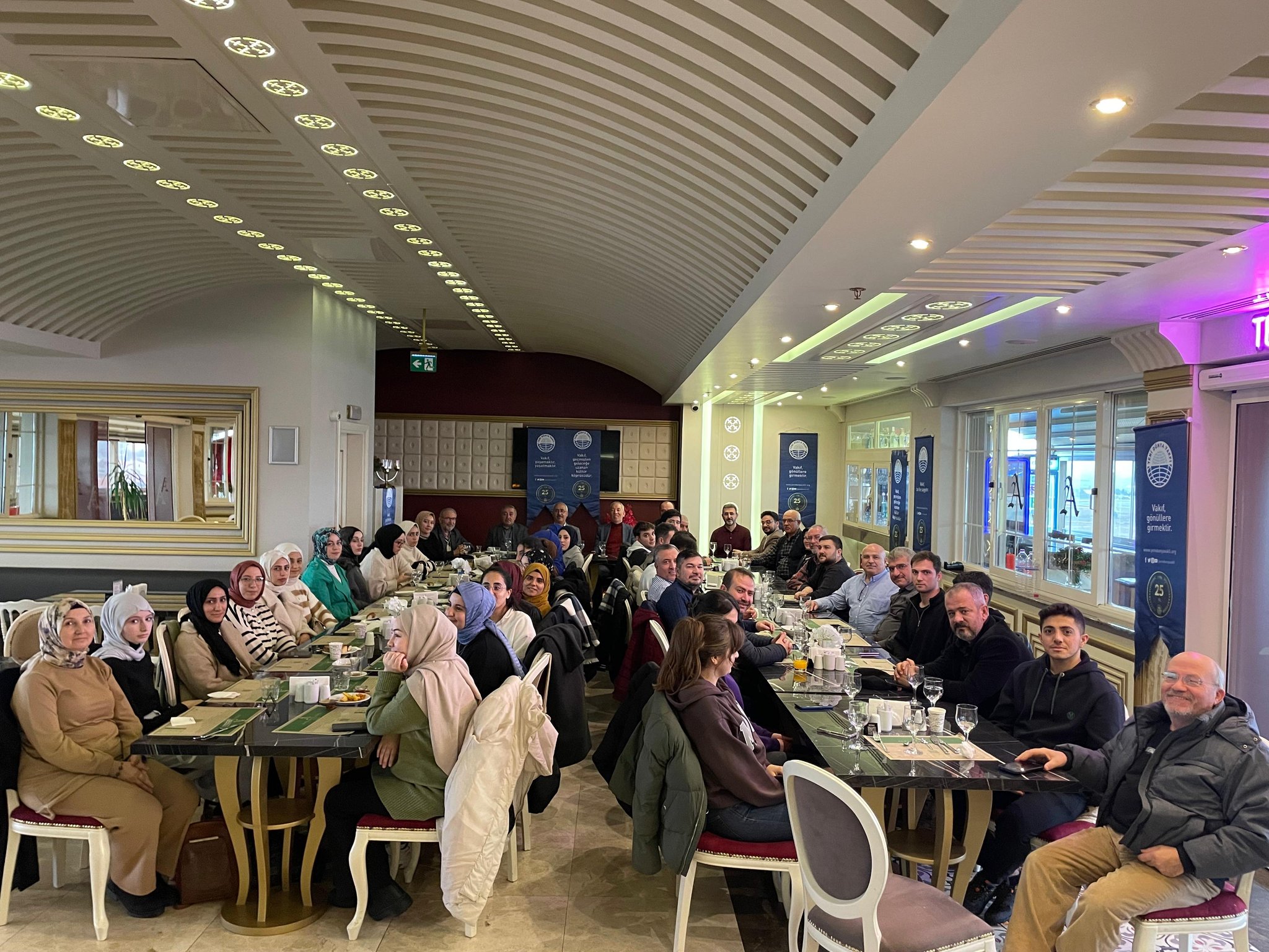 Karesi Kaymakamı ve BAÜN Rektör Yardımcısı İle Öğrenci Kahvaltısı