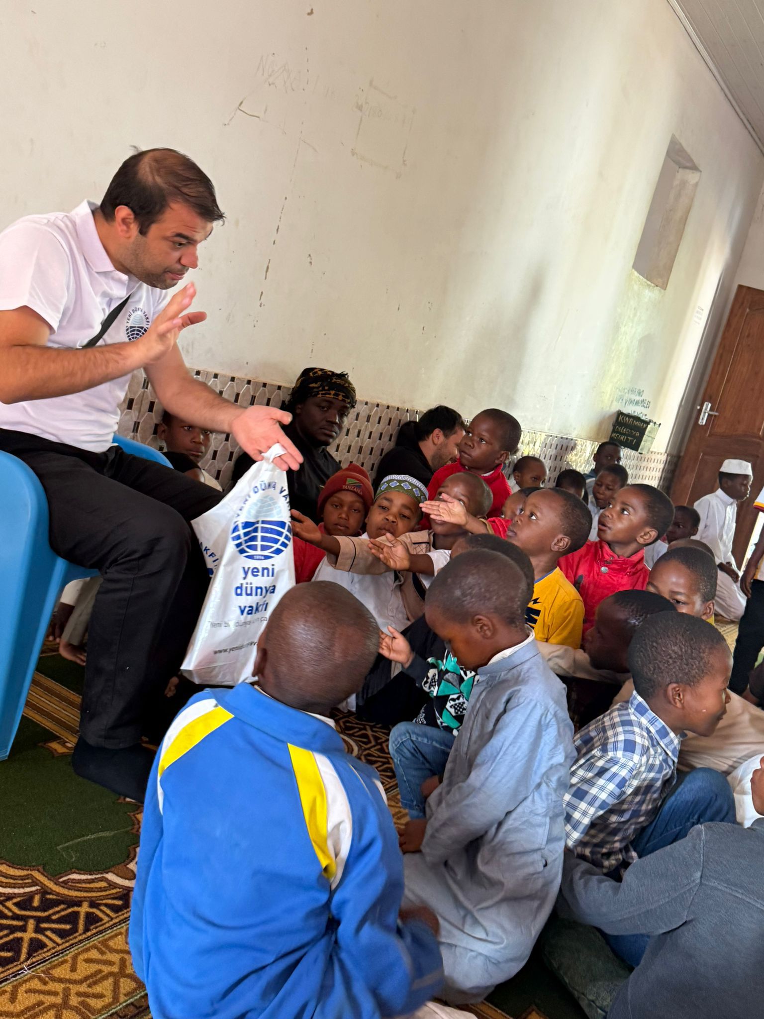 Yeni Dünya Vakfı’ndan Tanzanya’da Kardeşliğe Kurban