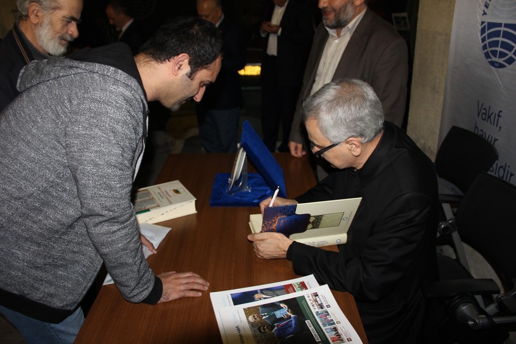 PROF. DR. AHMET AKGÜNDÜZ, EBUSSUUD EFENDİ'Yİ ANLATTI