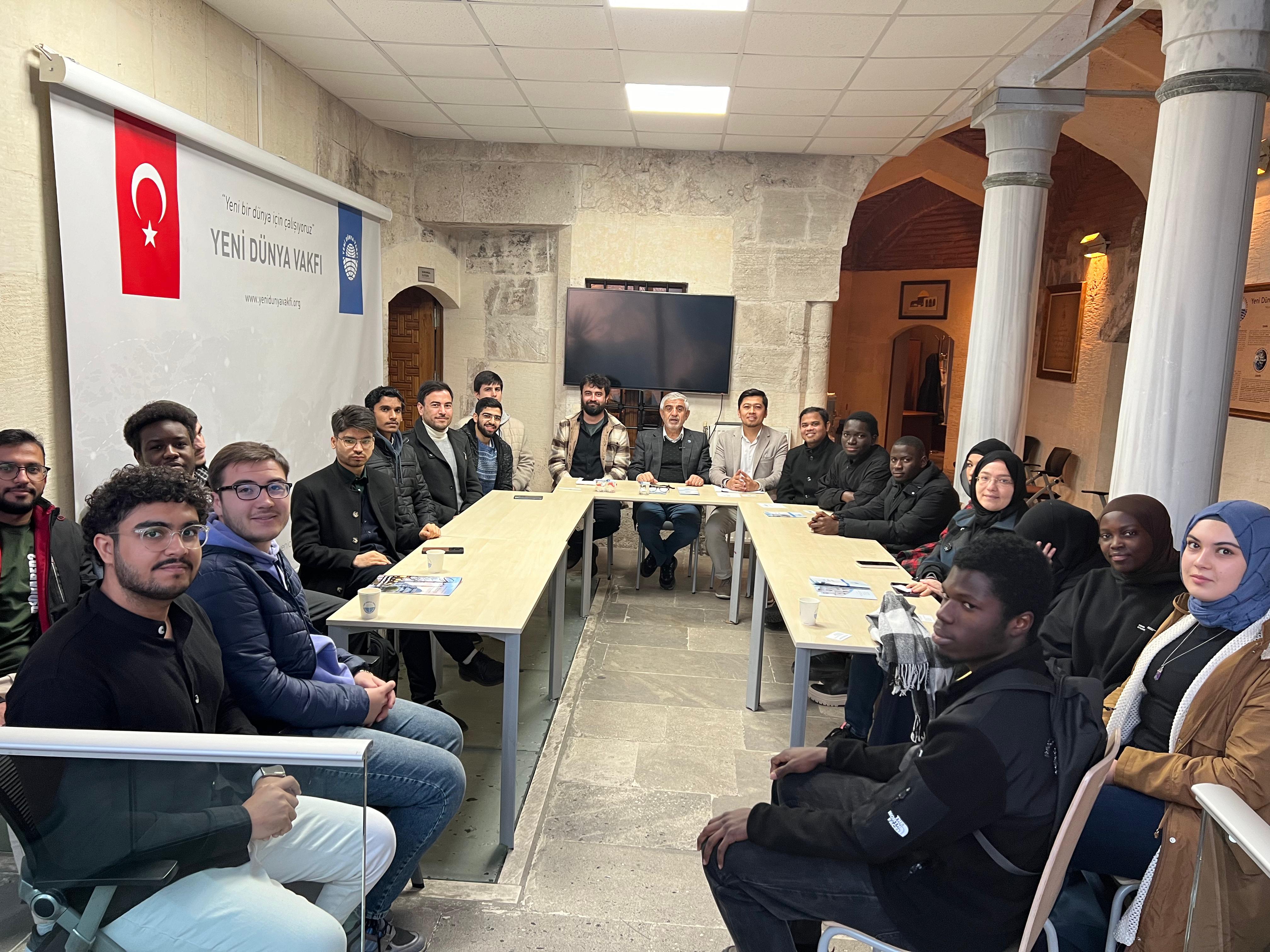 Uluslararası öğrencilerimiz ile dönem başı istişare toplantımızı gerçekleştirdik.