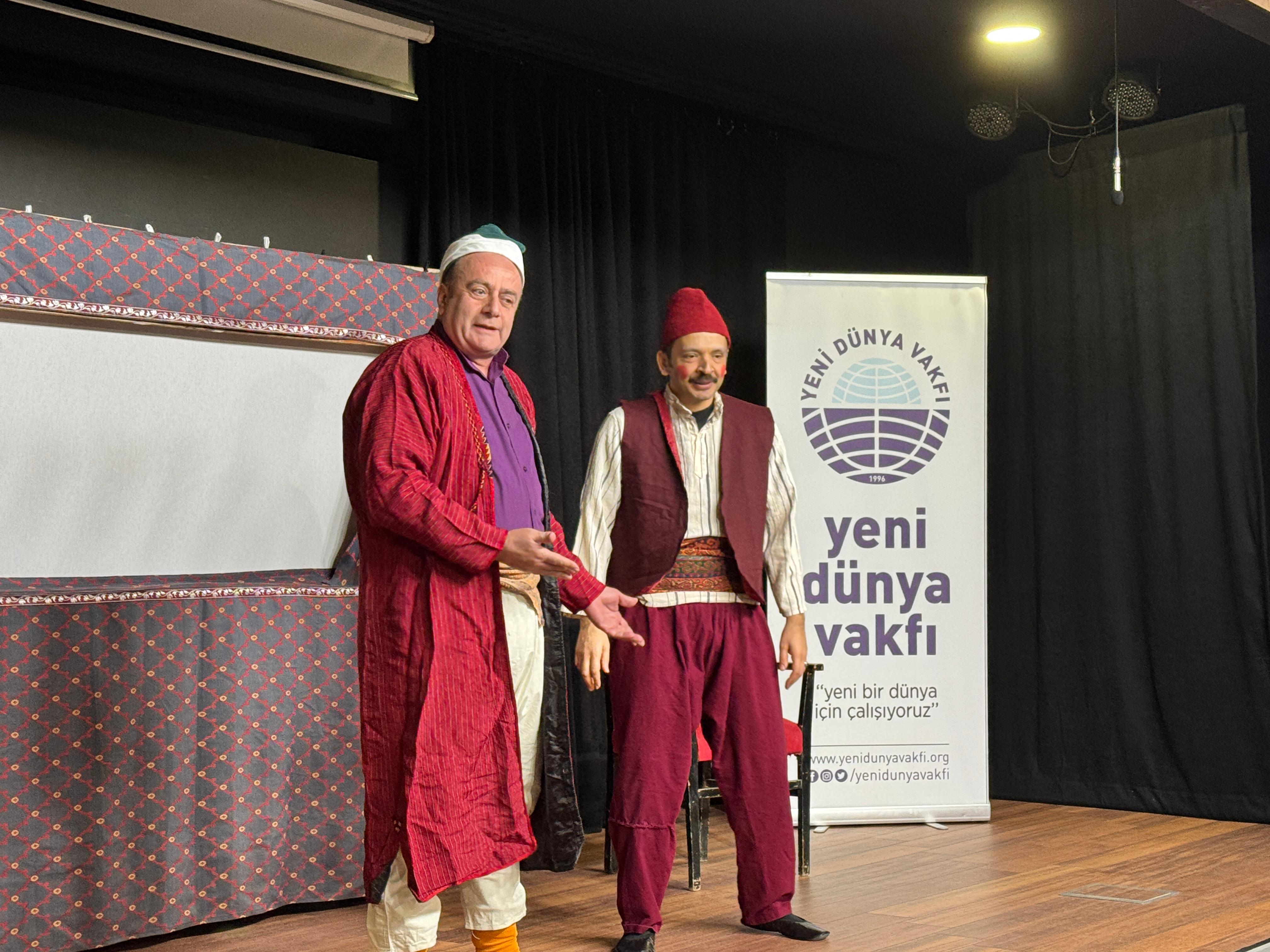 İbiş-Orta Oyunu ile Kahkaha Dolu Bir Gün Daha!